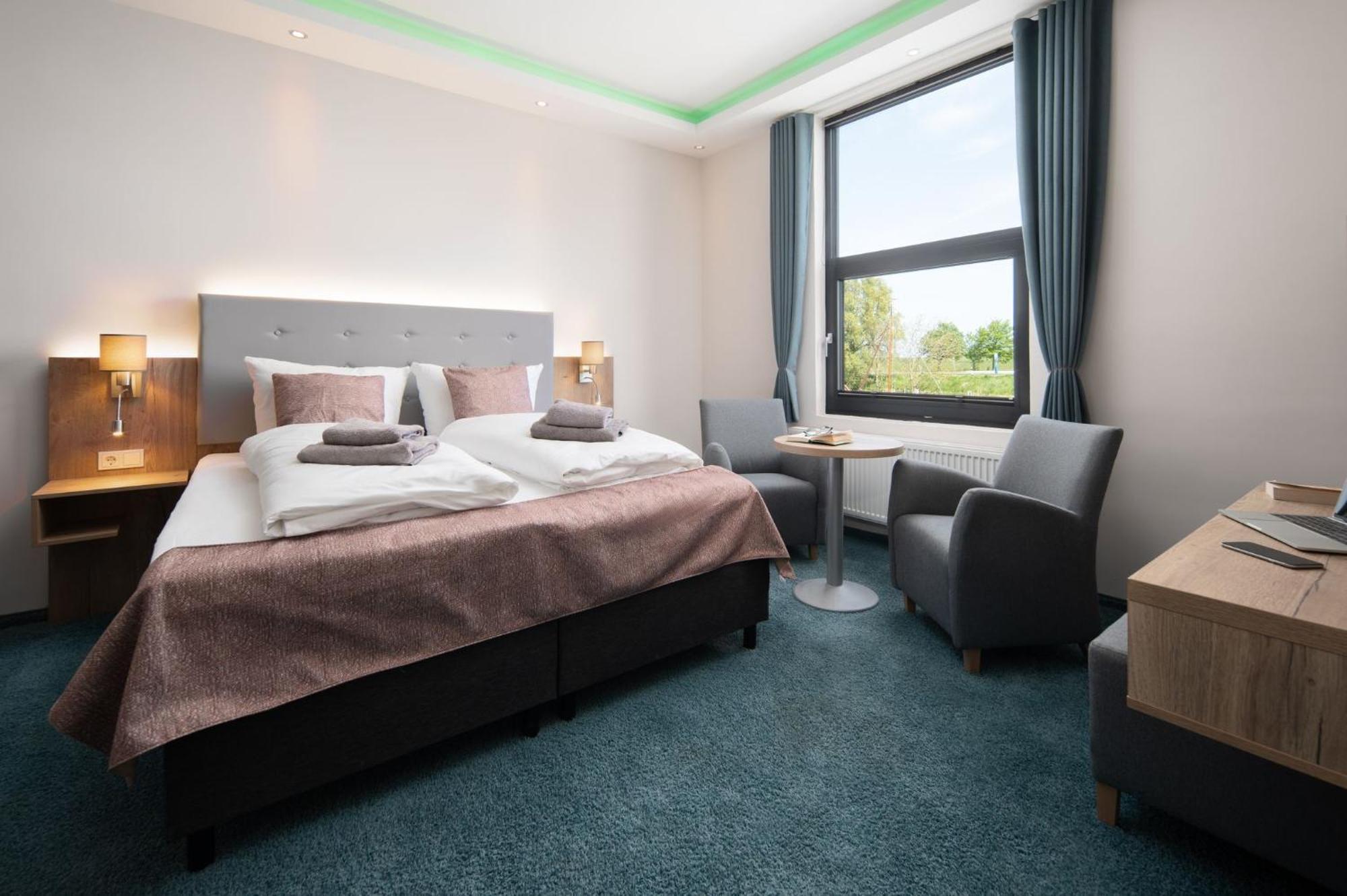 Nordseehotel Tausendschoen Carolinensiel Room photo